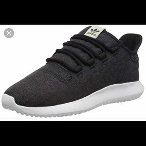 Adidas tubular shadow